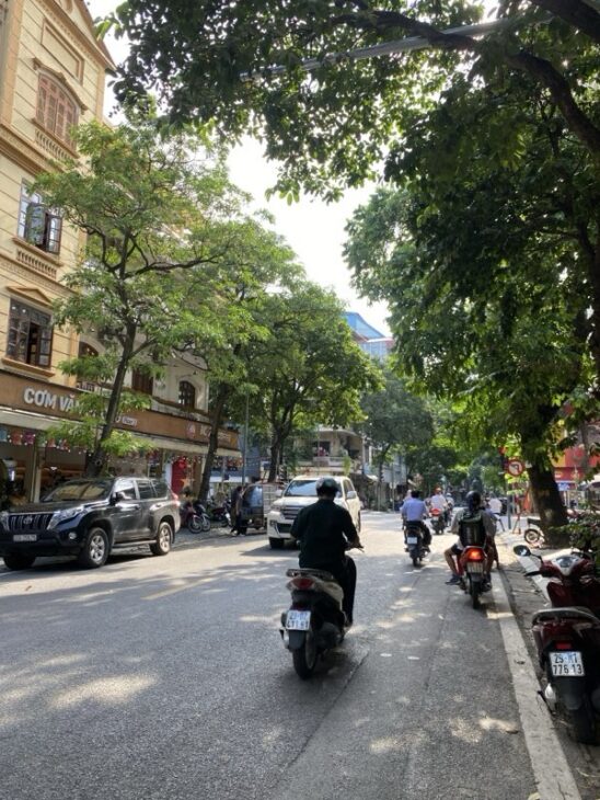 MẶT PHỐ HÒA MÃ – PHỐ HUẾ – 103M² x 6 TẦNG – 89 TỶ – DÒNG TIỀN ỔN ĐỊNH