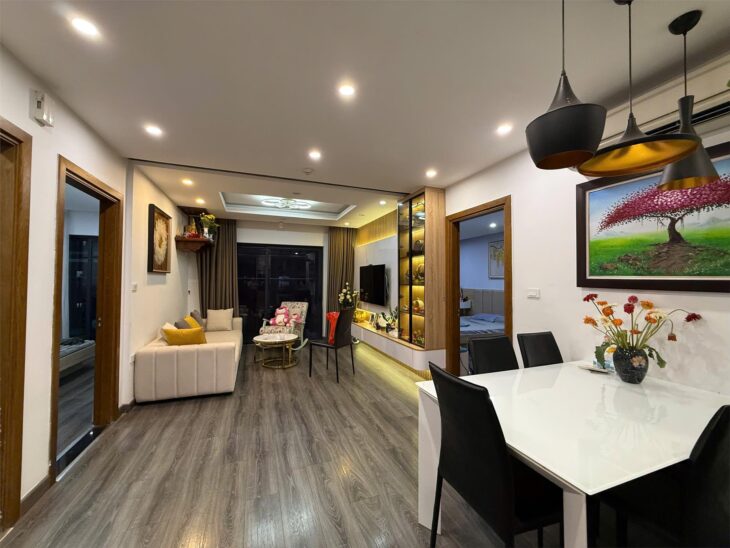 Tìm căn hộ 3PN đẹp, full nội thất, có sổ đỏ & slot ô tô?