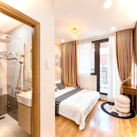 4 Tỷ nhỉnh: Nhà Quận 3- ngay bờ kè Hoàng Sa- Ngang gần 4m, 3 Tầng Full nội thất mới. VŨ 0933910039