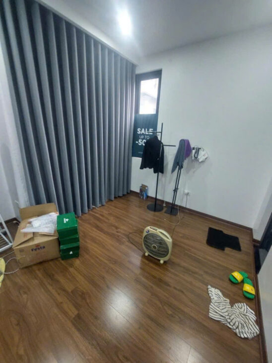 Nhà Âu Cơ – 10m ra phố – 5 tầng thang máy giá 11,6 tỷ