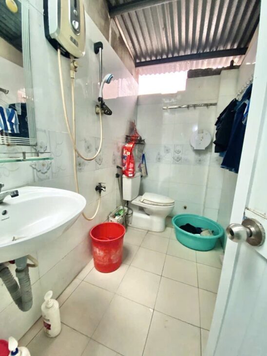 ???? CHỦ BÁN GẤP – NHÀ HXH NGUYỄN VĂN QUÁ Q12 – 4PN, SÂN XE RỘNG – Chỉ 5.6 TỶ