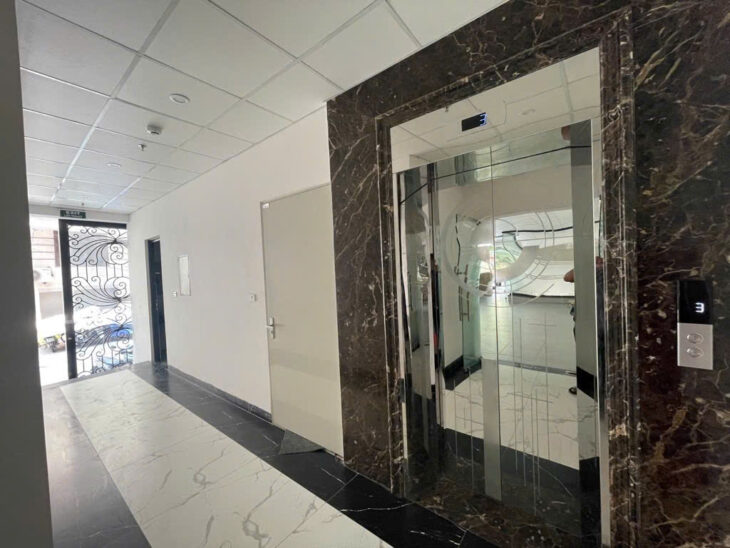 (VIP) Bán nhà mặt phố Hoàng Ngân DT 90m2, 9 tầng thang máy, có hầm, KD, 52.8 tỷ