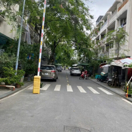 Bán LK KĐT An Hưng, LÔ GÓC, PHÂN LÔ, Ô TÔ TRÁNH, VỈA HÈ RỘNG, KD TỐT 145mx 5 tầng, MT 35m giá 41 tỷ.