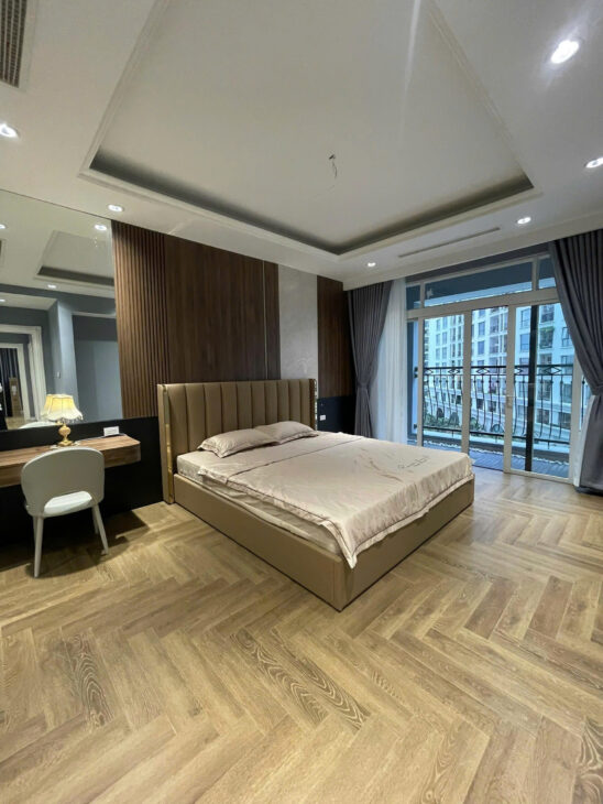 Bán Căn Hộ Royal City 130m² – 2PN Rộng Rãi – View Đẹp – Tầng Cao – Hướng Mát Mẻ