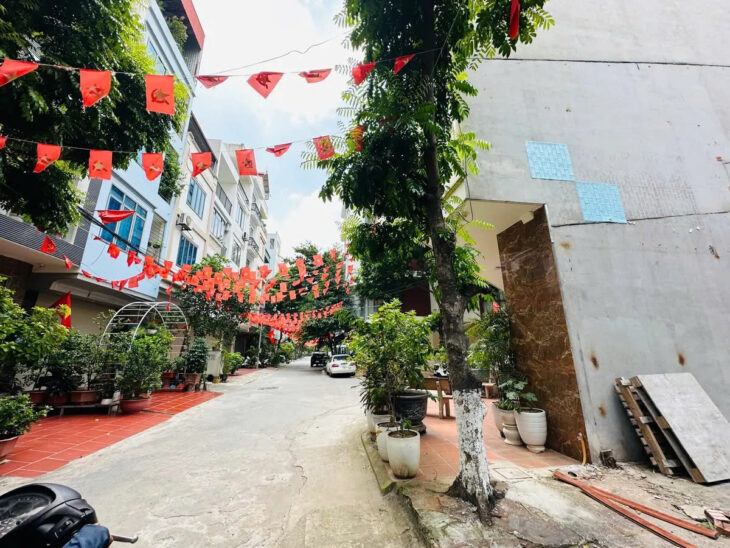 BÁN ĐẤT LIỀN KỀ VĂN KHÊ 50M, GẦN PHỐ, Ô TÔ VỈA HÈ, KINH DOANH 15.2 TỶ.