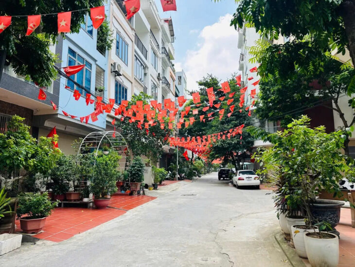 BÁN ĐẤT LIỀN KỀ VĂN KHÊ 50M, GẦN PHỐ, Ô TÔ VỈA HÈ, KINH DOANH 15.2 TỶ.