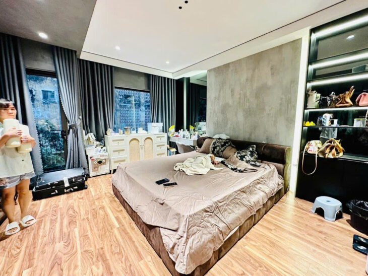 Bán nhà Nguyễn Văn Cừ 40m phân lô 6 tầng thang máy MT5m hơn 13 tỷ