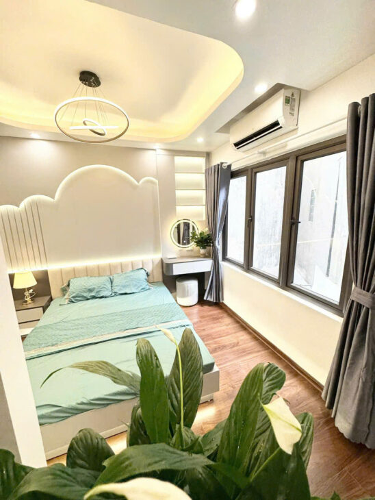 Phố KIM MÃ- ĐỘI CẤN – 5 Tầng Khung Bê Tông MỚI CỨNG DT 30m, 5 tầng, mt 3.2m, 6.88 tỷ.