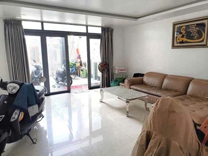 Chào bán nhà 3 tầng rưỡi tại Khu biển Hòa Minh, phường Hòa Minh, quận Liên Chiểu, TP. Đà Nẵng.
