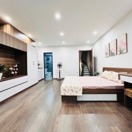 HOÀNG HOA THÁM 6 TẦNG THANG MÁY-DT 45M GIÁ 11,7 TỶ GẦN Ô TÔ