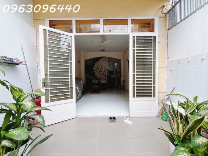 Bán Nhà 2 Tầng 80m² Đường Huỳnh Tấn Phát, Quận 7 – Giá 8.9 Tỷ – Gần Bùi Văn Ba, Gò Ô Môi, Trần Xuân