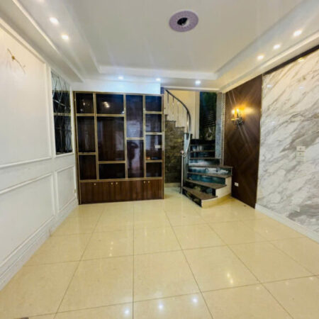 NHÀ ĐẸP – LÔ GÓC – GẦN PHỐ – NGÕ THÔNG – 3 NGỦ- Đào Tấn 25m, 6 tầng, MT 3,5m, nhỉnh 7 tỷ