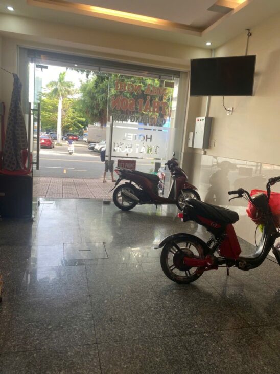 BÁN GẤP Khách Sạn Mặt Tiền TRƯƠNG VĂN BANG, Phường 7 TRUNG TÂM TP VŨNG TÀU ( HỒ CHÍ MINH )