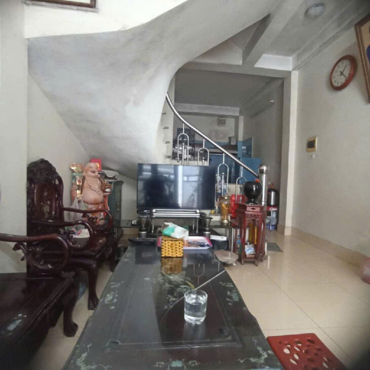 Lạc Long Quân – ngõ nông – oto – dân xây 5N – nhỉnh 8 tỷ.