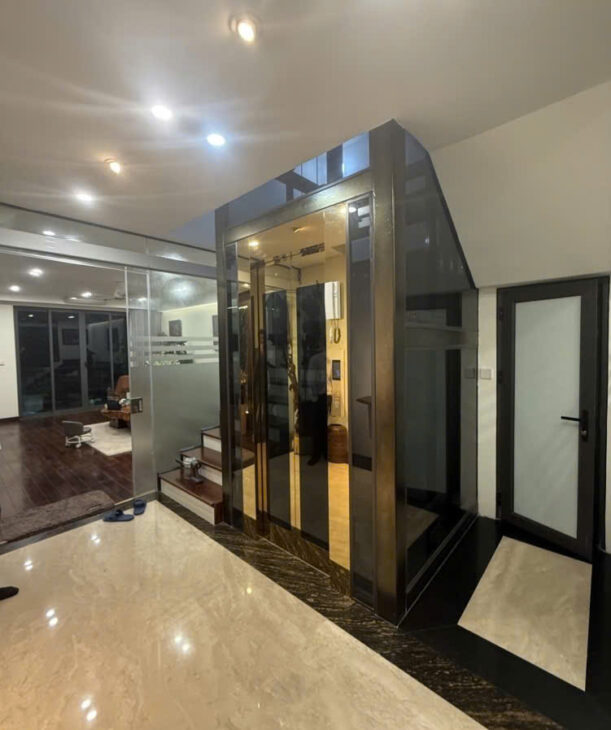 NV VIP HOÀNG QUỐC VIỆT KÉO DÀI 85M, 6 TẦNG THANG MÁY, GIÁ 27.5 TỶ