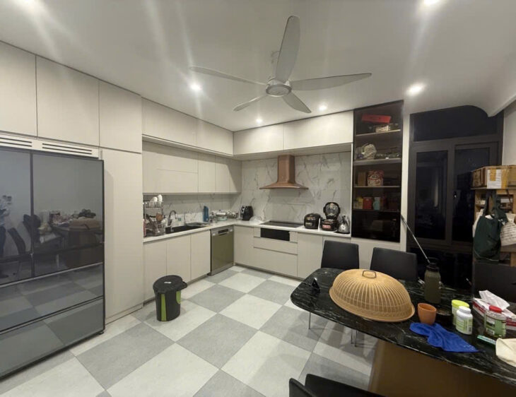 NV VIP HOÀNG QUỐC VIỆT KÉO DÀI 85M, 6 TẦNG THANG MÁY, GIÁ 27.5 TỶ