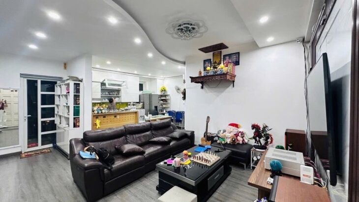 CC NGUYỄN NGỌC VŨ 3 NGỦ 2 WC LÔ GÓC-115 M-8,55 TỶ-FULL NỘI THẤT