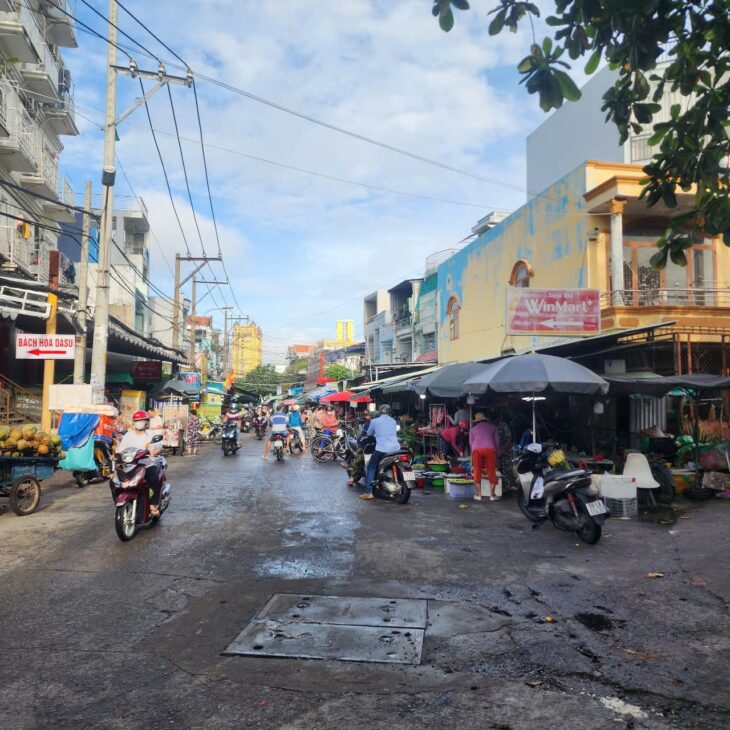 Tiêu đề: CẦN BÁN NHANH nhà 5 tầng thuận tiện kinh doanh hẻm 122 Phú Định, phường Phú Định, Quận 8 cũ