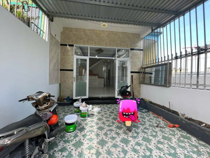 BÁN NHÀ TẶNG KÈM 3 PHÒNG TRỌ TẠI LƯ CẤM, NGỌC HIỆP, NHA TRANG.