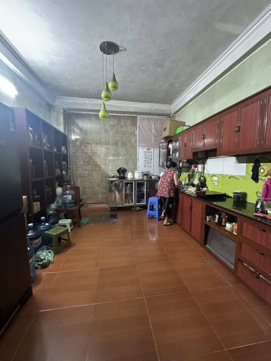 Tứ Liên ngõ nông vài bước ra phố – dân xây – sổ hoa hậu – 70m giá chỉ 15 tỷ