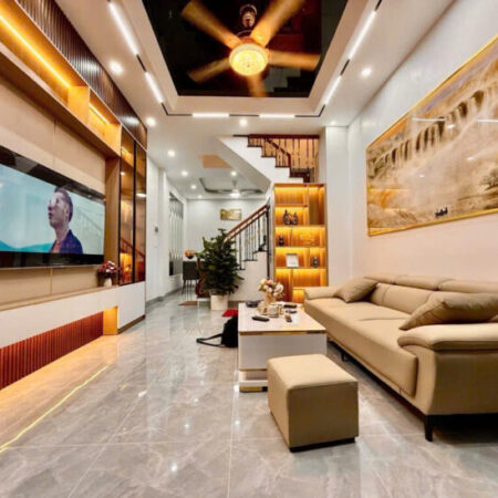 Bán nhà mặt phố Kim Hoa, Đống Đa, 42m2, 4 tầng, 5PN, sổ đỏ, giá tốt! LH: 0975948906