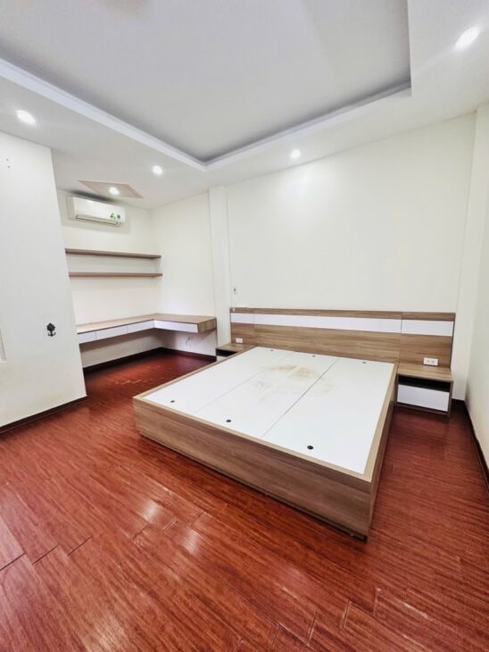 TRẦN BÌNH-CẦU GIẤY-LÔ GÓC,NGÕ NÔNG RỘNG-GẦN Ô TÔ-DT 35M-7,5 TỶ