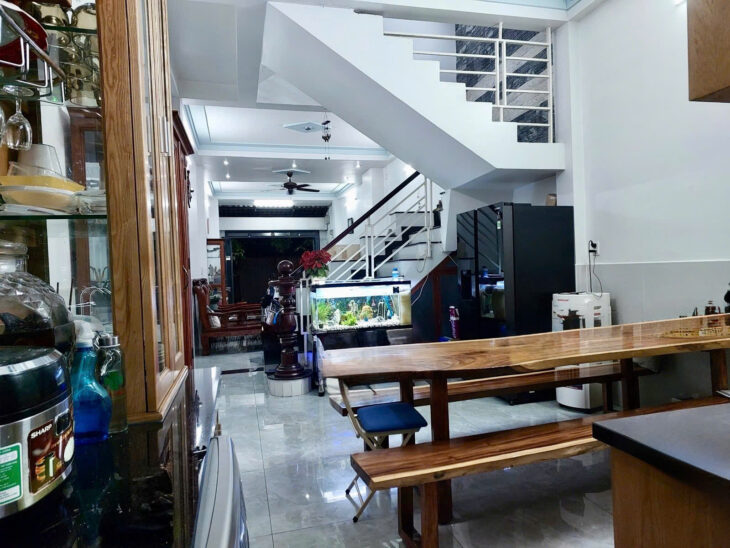 GẤP BÁN NHÀ MẶT TIỀN KD 4 x 20m 4 TẦNG TÂN THỚI NHẤT, 38HA QUẬN 12