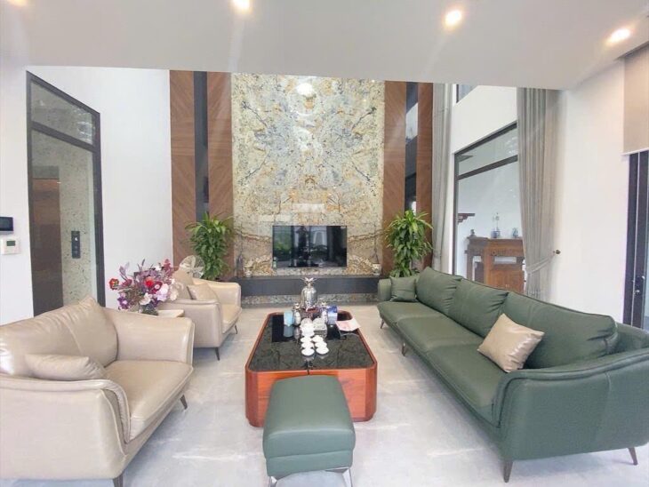 BIỆT THỰ LÔ GÓC MẬU LƯƠNG, KIẾN HƯNG-Hà Đông, ÔTô đỗ cửa – 95m2 ,7T, MT20m ,Giá chỉ 20x tỉ. Vị