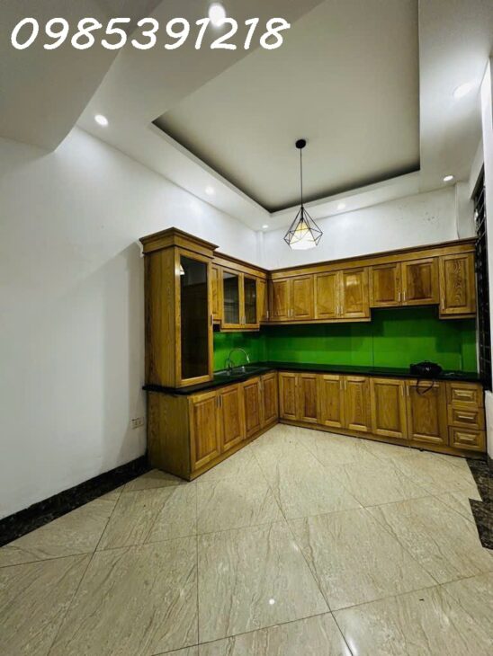 10M RA ĐƯỜNG BỜ SÔNG- TRƯƠNG ĐỊNH- 35M2- 5T- 6.5TỶ NGÕ 3 GÁC TO THÊNH THANG