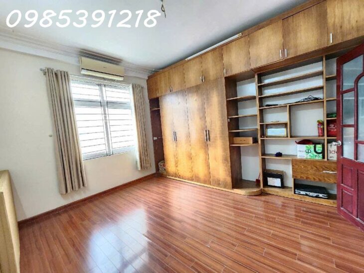 10M RA ĐƯỜNG BỜ SÔNG- TRƯƠNG ĐỊNH- 35M2- 5T- 6.5TỶ NGÕ 3 GÁC TO THÊNH THANG