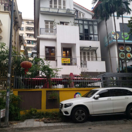 Bán biệt thự Xuân Phương Quốc Hội, 139m2 x 5 tầng, sổ đỏ, giá tốt.