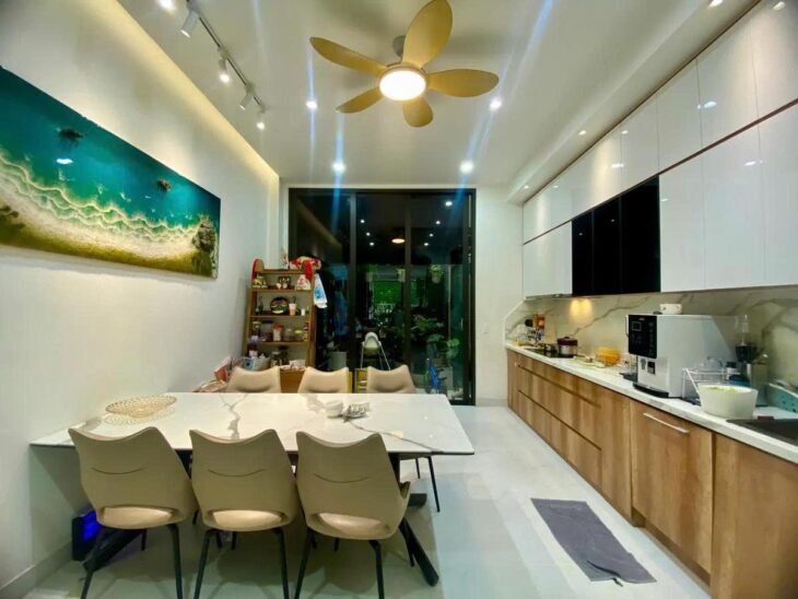 SIÊU PHẨM NHÀ PHỐ – TÂN PHÚ – 4 TẦNG – GARA Ô TÔ – KHỦNG 73,6M2 – NHỈNH 8,5 TY, SỔ HỒNG.