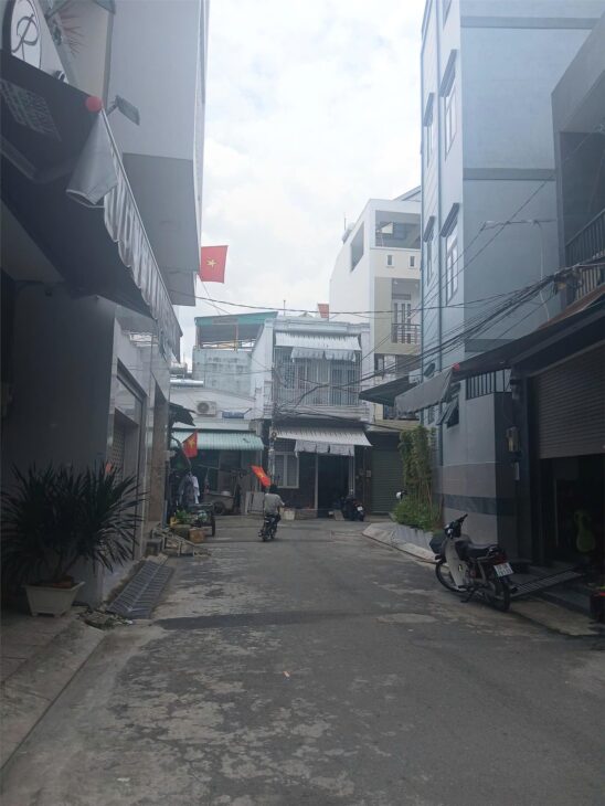 SIÊU PHẨM NHÀ PHỐ – TÂN PHÚ – 4 TẦNG – GARA Ô TÔ – KHỦNG 73,6M2 – NHỈNH 8,5 TY, SỔ HỒNG.