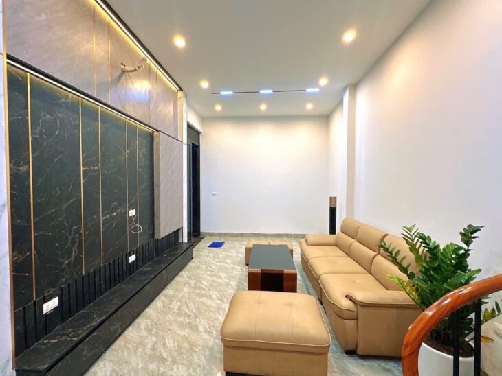 THỤY KHUÊ-DT 33M x6 TẦNG THANG MÁY NHÀ ĐẸP NGÕ THÔNG CHỈ 7,6 TỶ