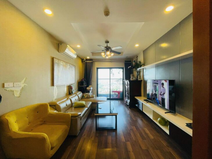 Chính chủ bán căn góc tại Goldmark City, ban công Đông Nam thoáng mát quanh năm.