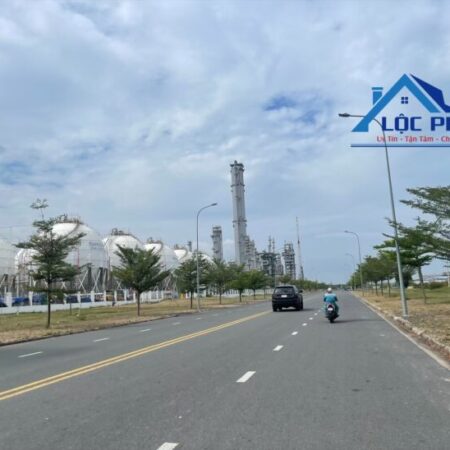 Bán đất 5ha SKK khu công nghiệp Phú Mỹ, Bà Rịa Vũng Tàu, giá 139usd/m2 Bán đất 5ha SKK khu công nghiệp Phú Mỹ, Bà Rịa Vũng Tàu, giá 139usd/m2