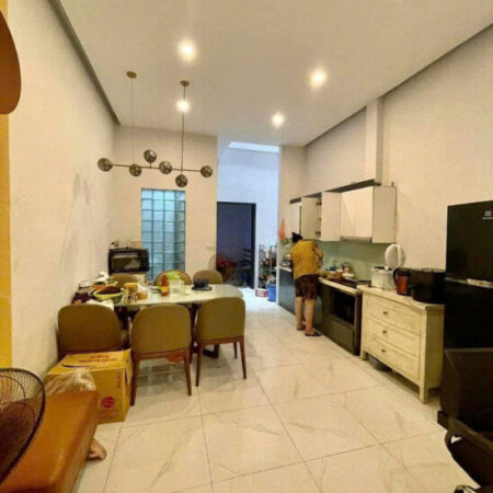 BÁN NHÀ MẶT NGÕ KIM GIANG. PHÙ HỢP ĐẦU TƯ HOẶC CẢI TẠO DÒNG TIỀN