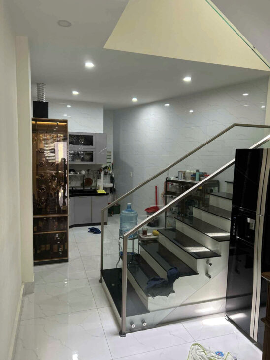 Chính Chủ Bán HXH Lê Thị Bạch Cát, P.11, Q.11: 4.15x20m, Giá Tốt Chỉ 11.5 Tỷ!