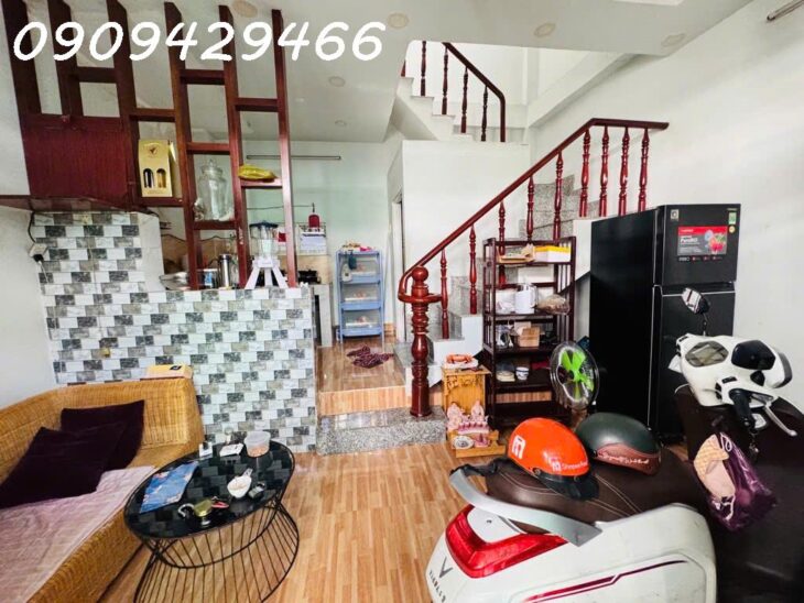 5,8 TỶ – QUẬN 7 – HẺM XE HƠI – SỔ HỒNG RIÊNG – GẦN NGUYỄN THỊ THẬP