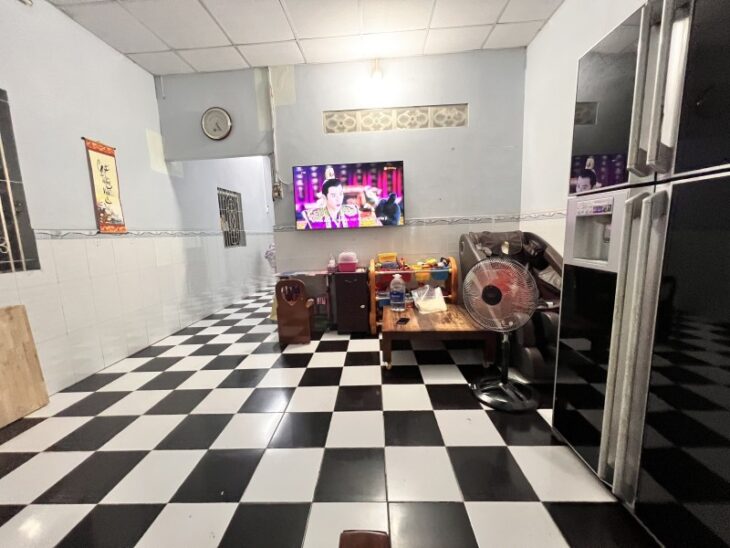 Bán nhà Phường Linh Xuân, TP HCM, đường Số 10, 110m2, 2PN, SH, 6.9 tỷ. LH: 0933125879