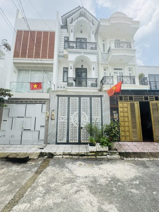 Bán nhà 3 tầng, DT 58 m2, đường Số 2, Tăng Nhơn Phú, TP HCM. Sổ hồng, 6.39 tỷ.