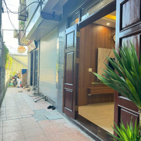 BÁN NHÀ NGỌC THỤY 34M2, 6 TẦNG, THANG MÁY, FULL NỘI THẤT