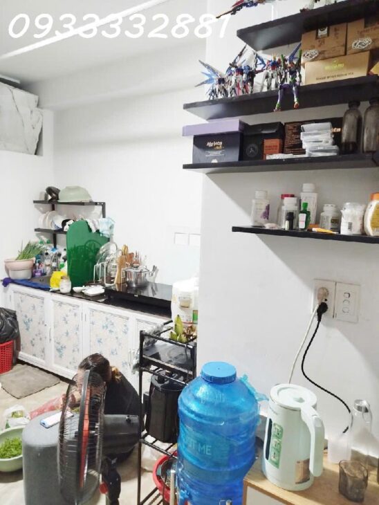 Dưới 5,8 tỷ nhà MT 2 Lầu + ST gần Lạc Long Quân, đang cho thuê 14tr/tháng