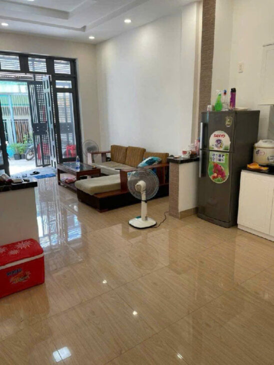 Giảm 150tr! Nhà Vuông đẹp 63m2 – Thống Nhất QV