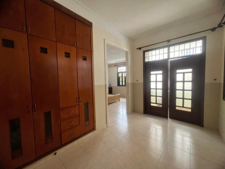 Nhà Vuông 5 tầng HXT tránh 135m2 – Hà Huy Giáp Quận 12
