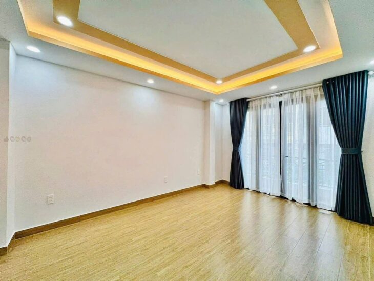 Nhà mới Vuông 4 tầng HXH né 62m2 – Ung Văn Khiêm Bình Thạnh