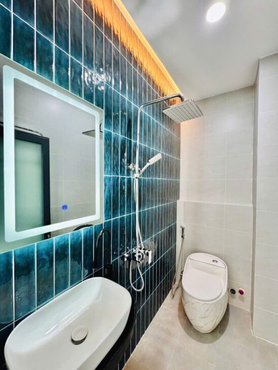 Nhà mới Vuông 4 tầng HXH né 62m2 – Ung Văn Khiêm Bình Thạnh