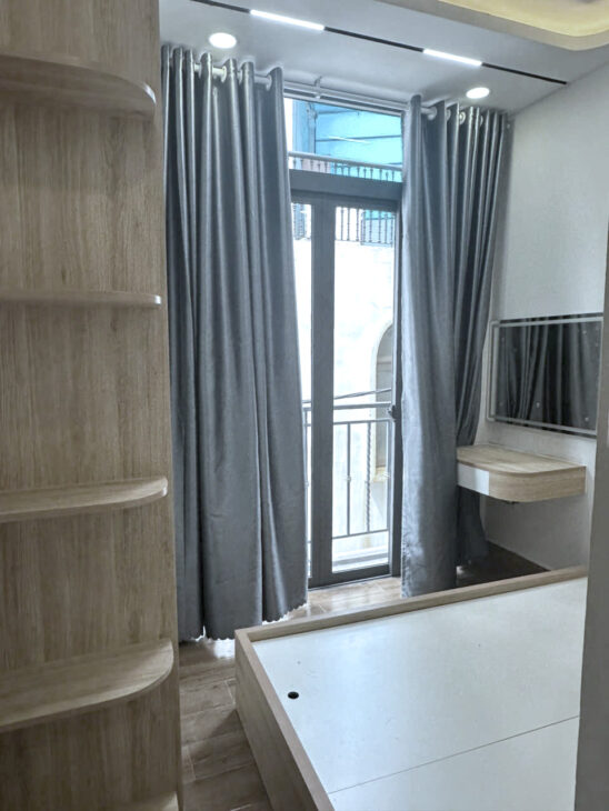 Nhà mới SHR 3 tầng 27m2 – Hoàng Văn Thụ Tân Bình S