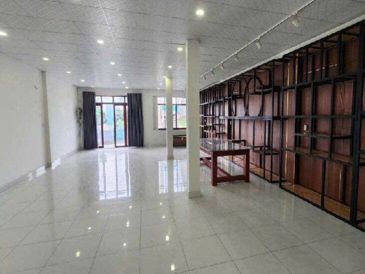 Nhà Mặt tiền 3 tầng 307m2, SHR Vuông – Thạnh Lộc 40 Quận 12 SSS