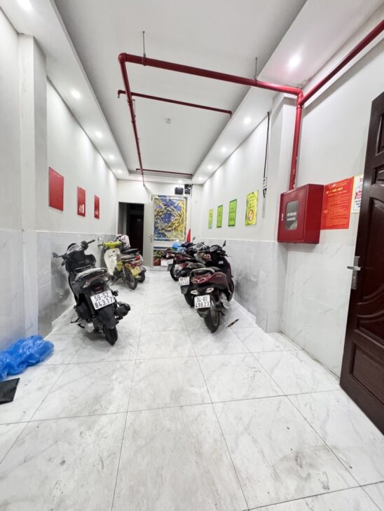 Bán nhà dòng tiền khủng 230m Trâu Quỳ, Gia Lâm, 6 tầng thang máy,PCCC đảm bảo từng phòng, ngõ